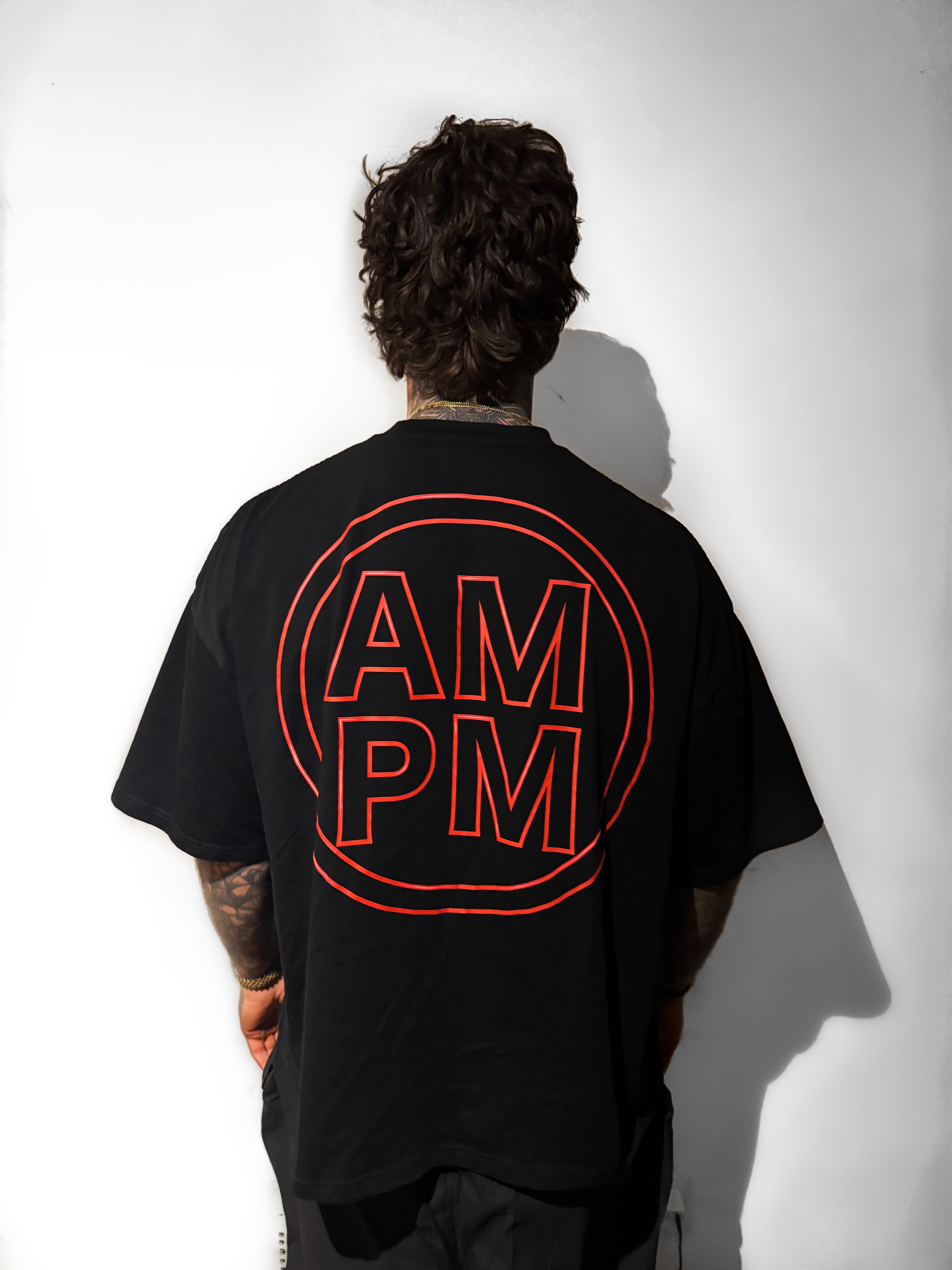 BLACK LOGO TEE - RED