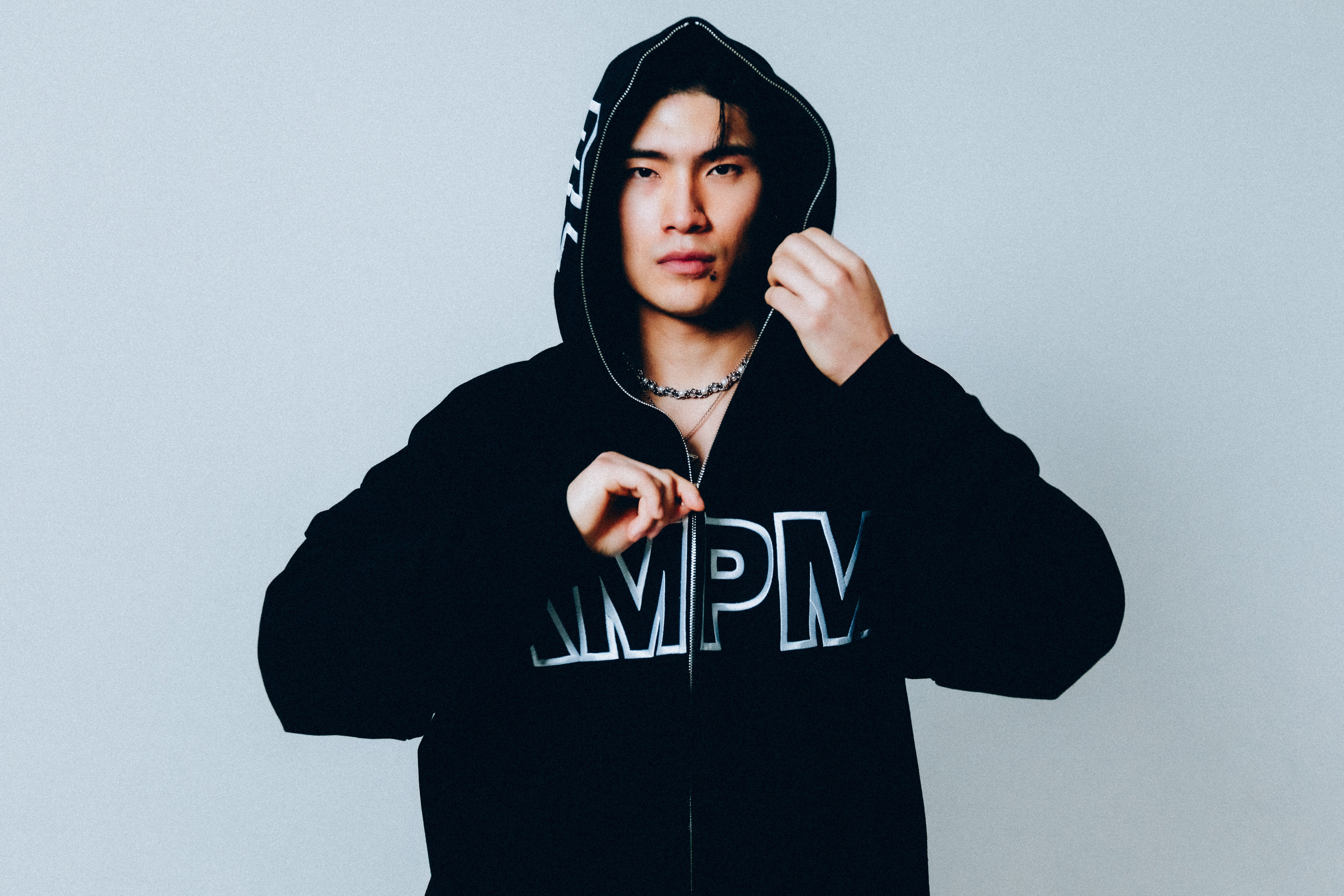 COLLEGIATE FULL ZIP - BLACK